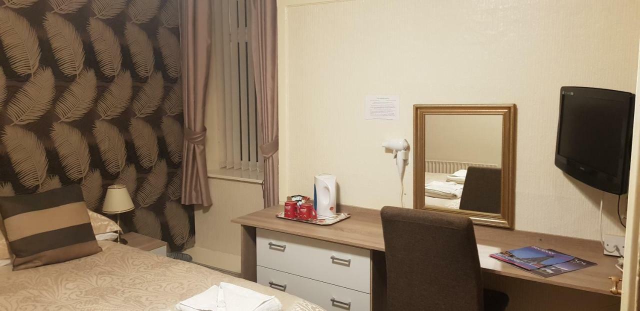 Roselea Hotel Μπλάκπουλ Εξωτερικό φωτογραφία